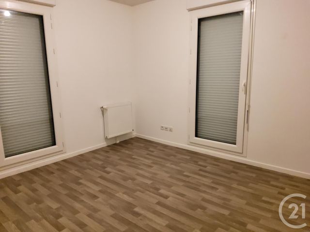 Appartement F3 à louer - 3 pièces - 61.17 m2 - BREVAL - 78 - ILE-DE-FRANCE - Century 21 La Mantoise