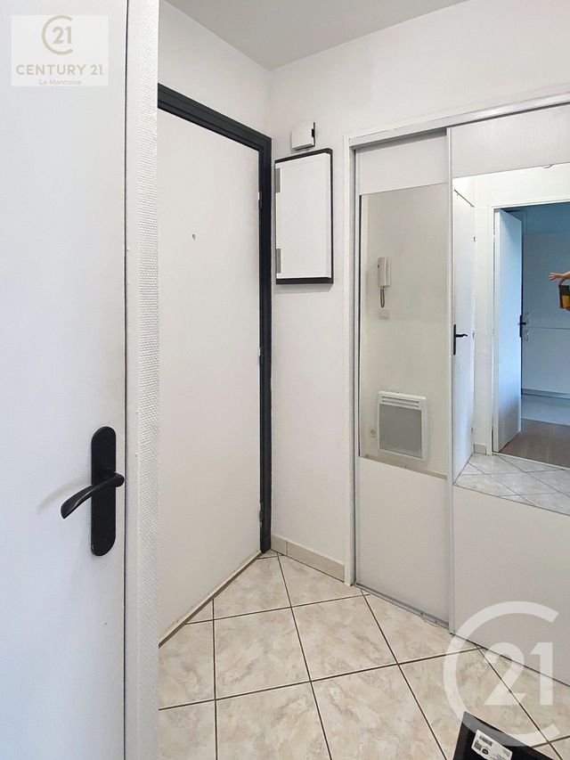 Appartement F2 à louer - 2 pièces - 30.95 m2 - MANTES LA JOLIE - 78 - ILE-DE-FRANCE - Century 21 La Mantoise