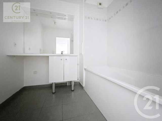 Appartement F4 à louer - 4 pièces - 83.41 m2 - MANTES LA JOLIE - 78 - ILE-DE-FRANCE - Century 21 La Mantoise