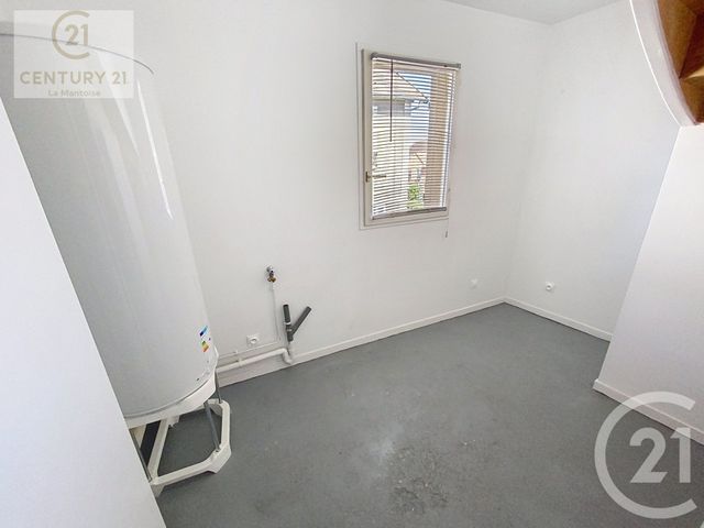 Appartement Duplex à louer - 3 pièces - 80.31 m2 - LA QUEUE LES YVELINES - 78 - ILE-DE-FRANCE - Century 21 La Mantoise