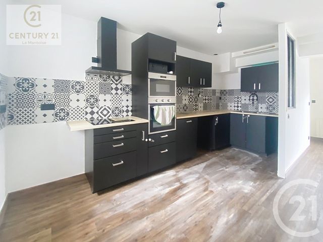 Appartement F3 à louer - 3 pièces - 60.48 m2 - MANTES LA VILLE - 78 - ILE-DE-FRANCE - Century 21 La Mantoise