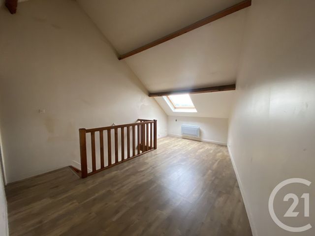 Appartement Duplex à louer - 2 pièces - 35.35 m2 - MANTES LA JOLIE - 78 - ILE-DE-FRANCE - Century 21 La Mantoise