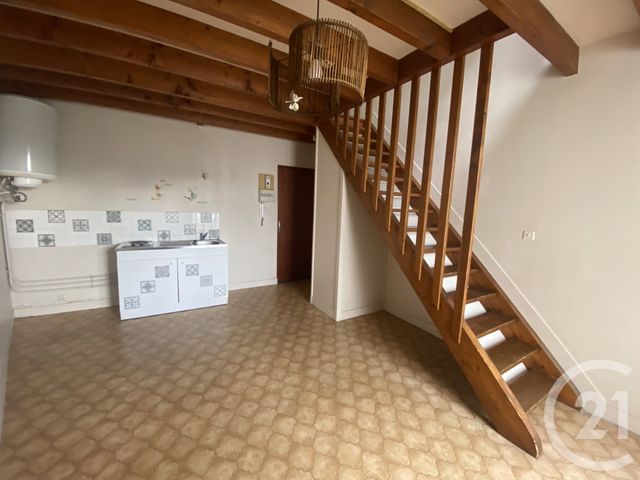 Appartement Duplex à louer - 2 pièces - 35.35 m2 - MANTES LA JOLIE - 78 - ILE-DE-FRANCE - Century 21 La Mantoise