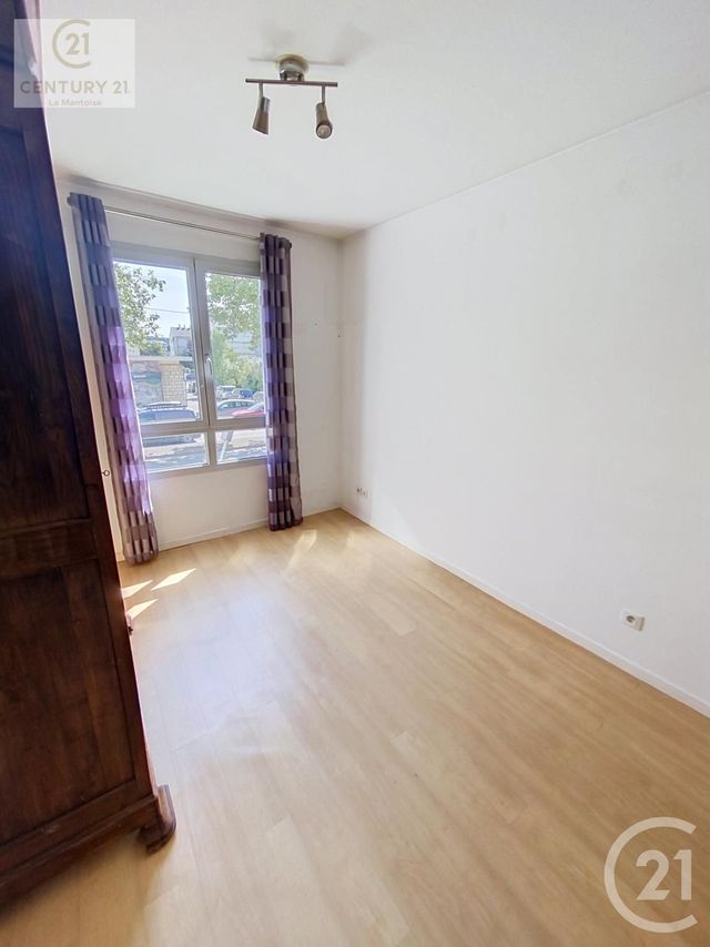 Appartement F4 à vendre - 4 pièces - 83.48 m2 - MANTES LA JOLIE - 78 - ILE-DE-FRANCE - Century 21 La Mantoise