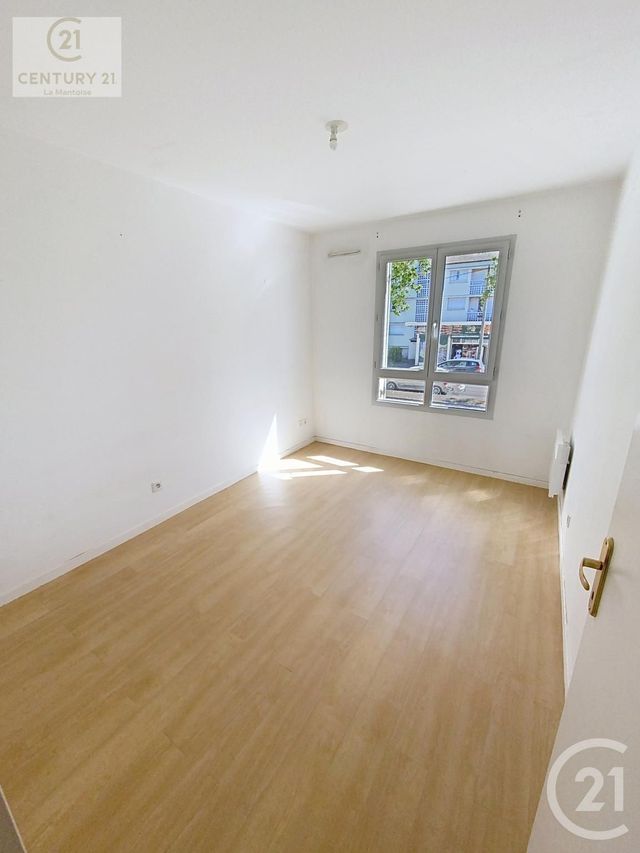 Appartement F4 à vendre - 4 pièces - 83.48 m2 - MANTES LA JOLIE - 78 - ILE-DE-FRANCE - Century 21 La Mantoise