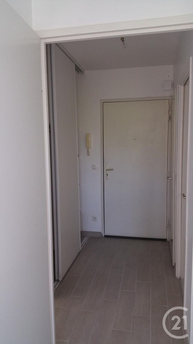 Appartement F2 à louer - 2 pièces - 40.15 m2 - MANTES LA JOLIE - 78 - ILE-DE-FRANCE - Century 21 La Mantoise