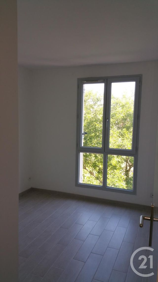 Appartement F2 à louer - 2 pièces - 40.15 m2 - MANTES LA JOLIE - 78 - ILE-DE-FRANCE - Century 21 La Mantoise