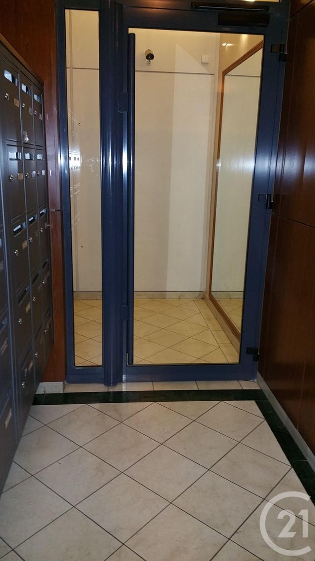 Appartement F2 à louer - 2 pièces - 40.15 m2 - MANTES LA JOLIE - 78 - ILE-DE-FRANCE - Century 21 La Mantoise