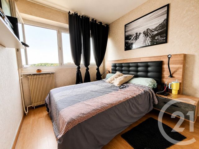 Appartement F4 à vendre - 5 pièces - 102.0 m2 - MANTES LA VILLE - 78 - ILE-DE-FRANCE - Century 21 La Mantoise