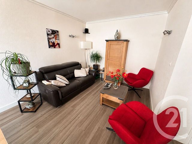 Appartement F4 à vendre - 4 pièces - 119.2 m2 - MANTES LA JOLIE - 78 - ILE-DE-FRANCE - Century 21 La Mantoise