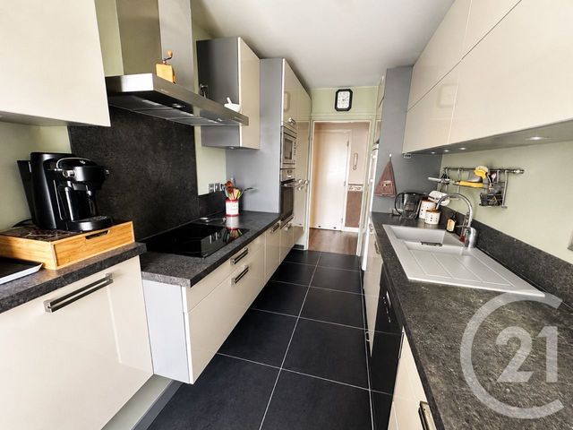 Appartement F4 à vendre - 4 pièces - 119.2 m2 - MANTES LA JOLIE - 78 - ILE-DE-FRANCE - Century 21 La Mantoise