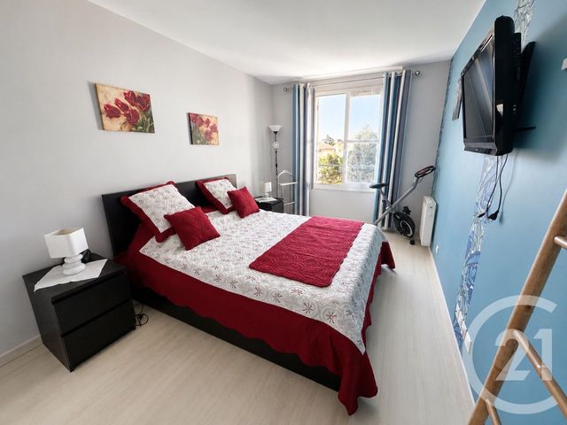 Appartement F4 à vendre - 4 pièces - 119.2 m2 - MANTES LA JOLIE - 78 - ILE-DE-FRANCE - Century 21 La Mantoise