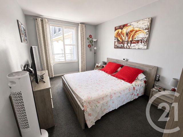 Appartement F4 à vendre - 4 pièces - 119.2 m2 - MANTES LA JOLIE - 78 - ILE-DE-FRANCE - Century 21 La Mantoise
