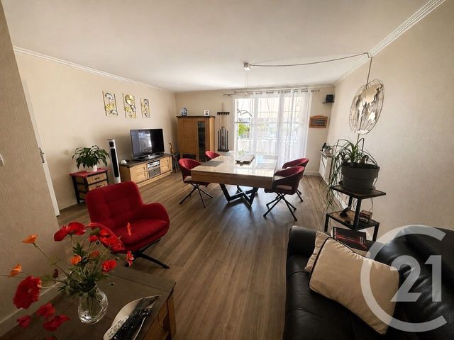 Appartement F4 à vendre - 4 pièces - 119.2 m2 - MANTES LA JOLIE - 78 - ILE-DE-FRANCE - Century 21 La Mantoise