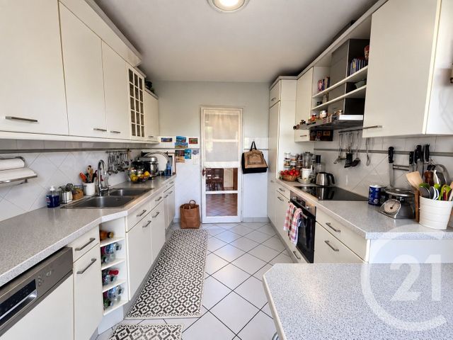 Appartement F4 à vendre - 4 pièces - 100.72 m2 - MANTES LA JOLIE - 78 - ILE-DE-FRANCE - Century 21 La Mantoise