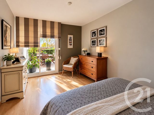 Appartement F4 à vendre - 4 pièces - 100.72 m2 - MANTES LA JOLIE - 78 - ILE-DE-FRANCE - Century 21 La Mantoise