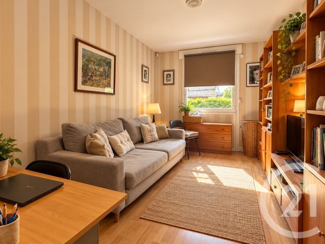 Appartement F4 à vendre - 4 pièces - 100.72 m2 - MANTES LA JOLIE - 78 - ILE-DE-FRANCE - Century 21 La Mantoise
