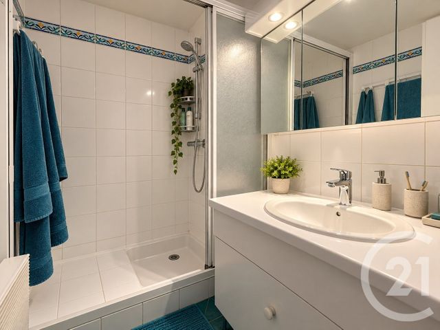 Appartement F4 à vendre - 4 pièces - 100.72 m2 - MANTES LA JOLIE - 78 - ILE-DE-FRANCE - Century 21 La Mantoise