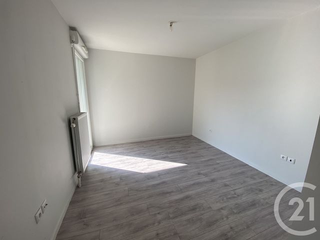 Appartement F2 à louer - 2 pièces - 45.8 m2 - MANTES LA JOLIE - 78 - ILE-DE-FRANCE - Century 21 La Mantoise