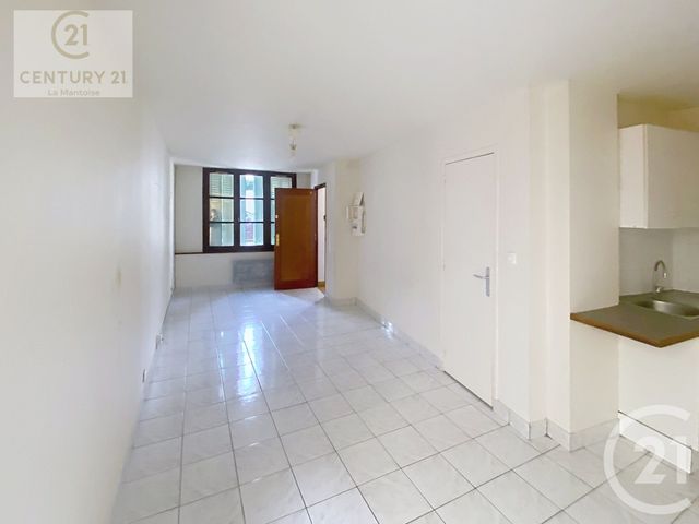 Appartement à louer - 2 pièces - 34.81 m2 - MANTES LA JOLIE - 78 - ILE-DE-FRANCE - Century 21 La Mantoise