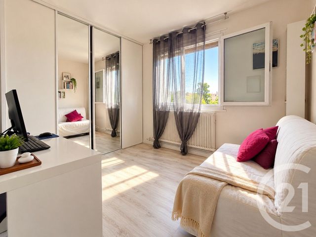 Appartement F3 à vendre - 3 pièces - 65.79 m2 - MANTES LA JOLIE - 78 - ILE-DE-FRANCE - Century 21 La Mantoise