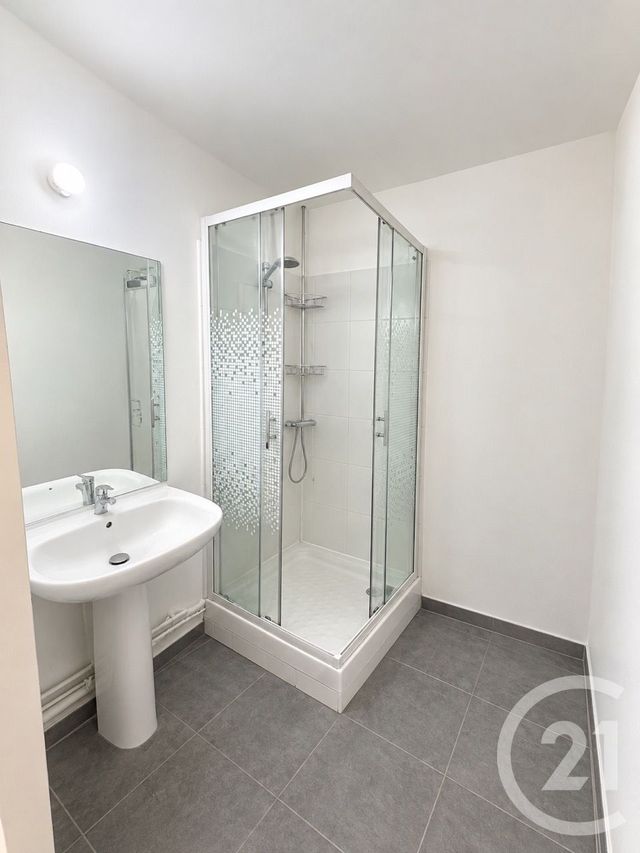 Appartement F2 à vendre - 2 pièces - 47.23 m2 - MANTES LA JOLIE - 78 - ILE-DE-FRANCE - Century 21 La Mantoise